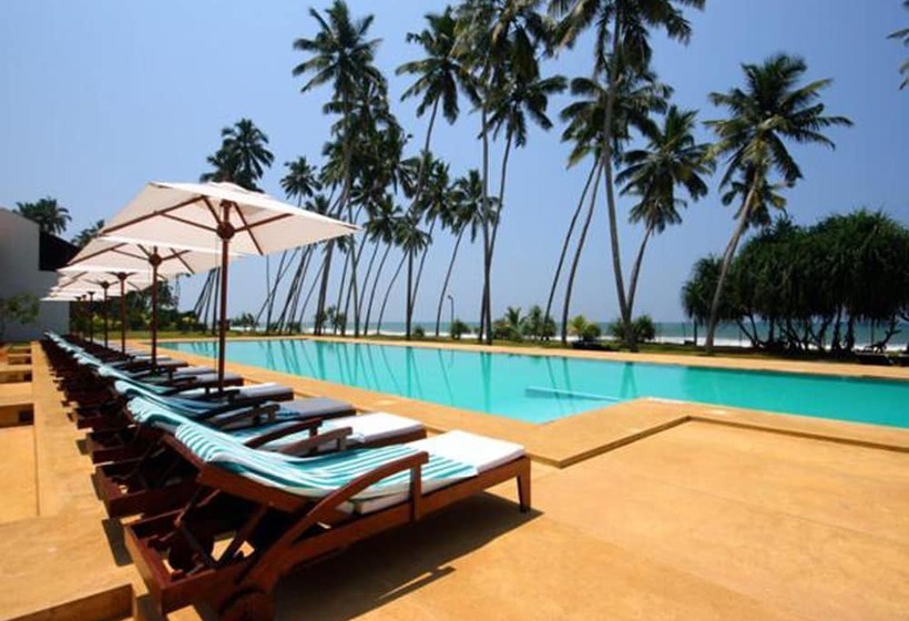 منتجع Grand Beach