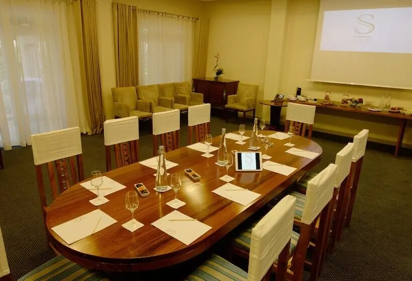 Sands Suites Resort & Spa