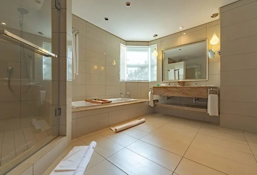 Sands Suites Resort & Spa
