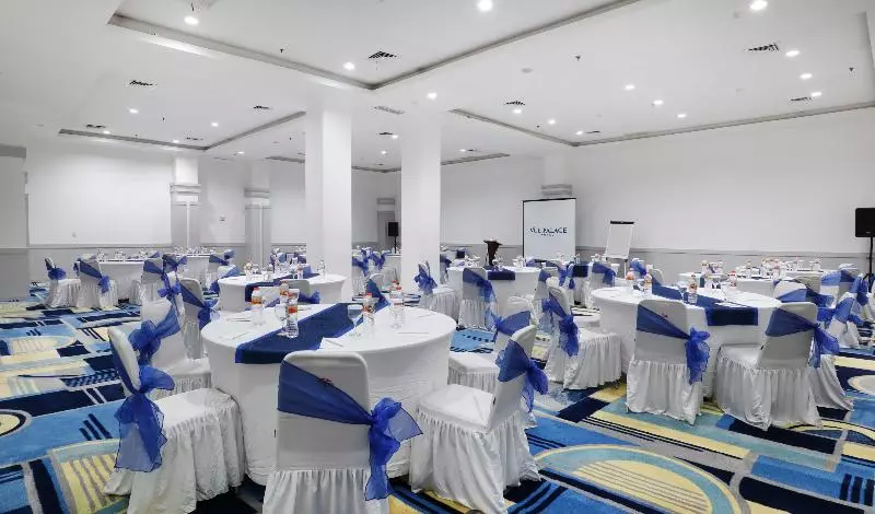 Vue Palace, Artotel Curated