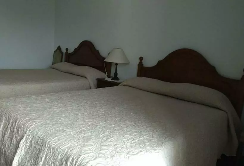 ユースホステル Residencial Retiro Sra. Da Luz