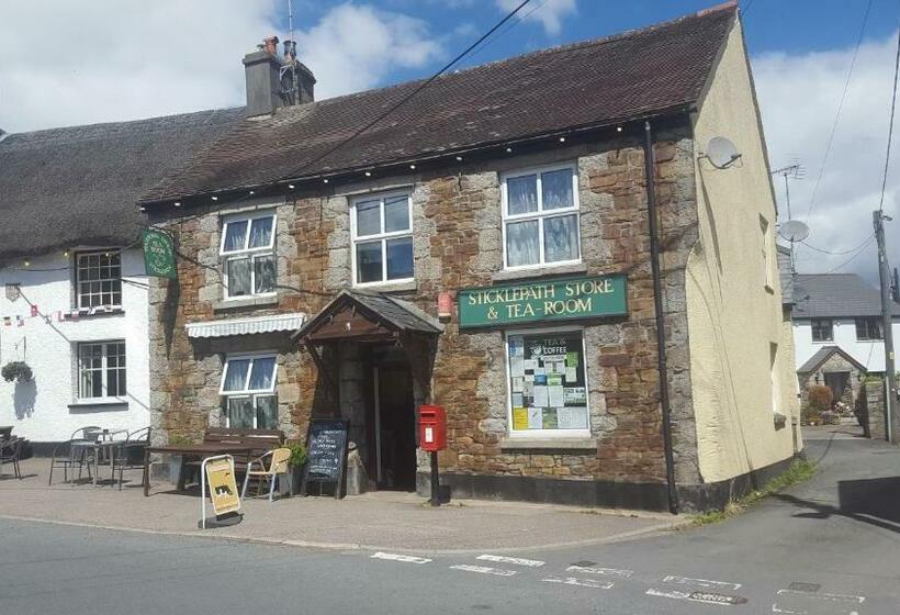 ベッドアンドブレックファースト Brookside Cottage