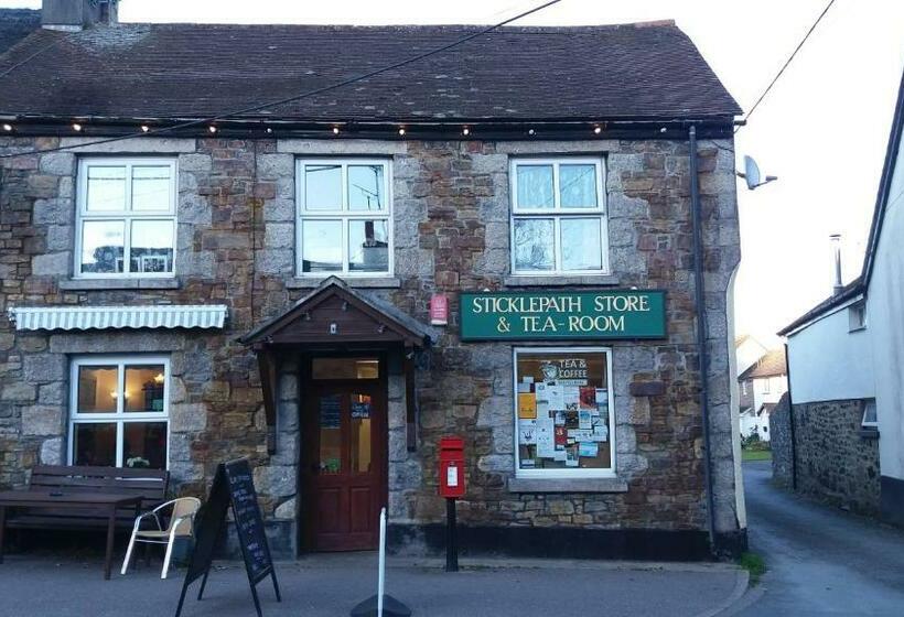 ベッドアンドブレックファースト Brookside Cottage