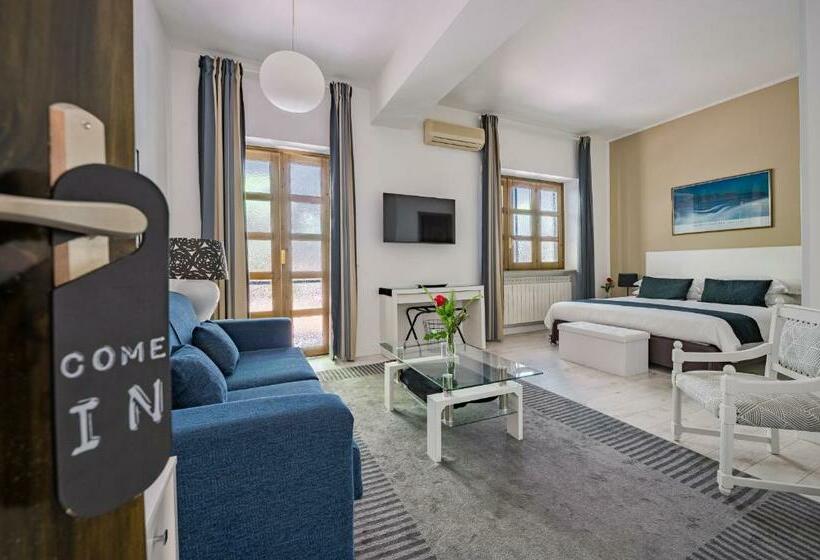 مبيت وإفطار Donna Laura