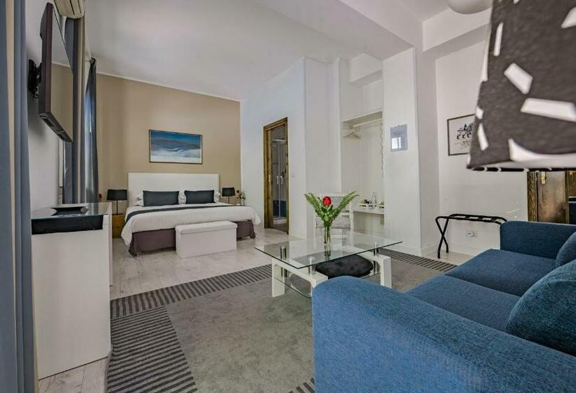 مبيت وإفطار Donna Laura