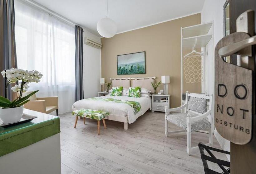 مبيت وإفطار Donna Laura