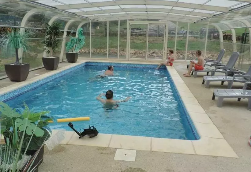 Aamiaismajoitus (B&B) Le Mas De Cascabel