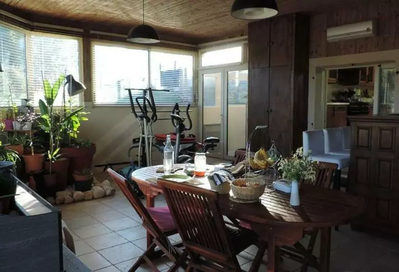 Aamiaismajoitus (B&B) Le Mas De Cascabel