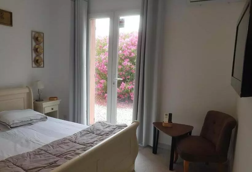 Aamiaismajoitus (B&B) Les Lézards 2 Au Soleil