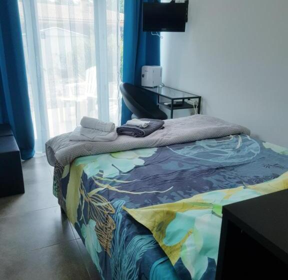 مبيت وإفطار Les Lézards 2 Au Soleil