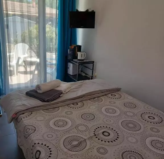 Aamiaismajoitus (B&B) Les Lézards 2 Au Soleil