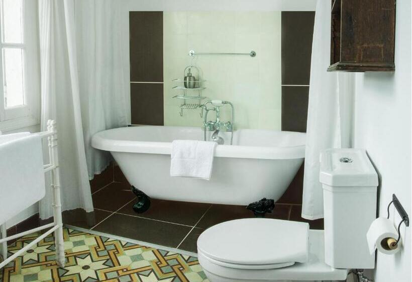 تختخواب و صبحانه Maison Piloni