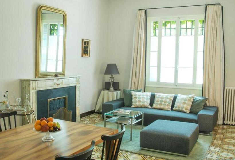 تختخواب و صبحانه Maison Piloni