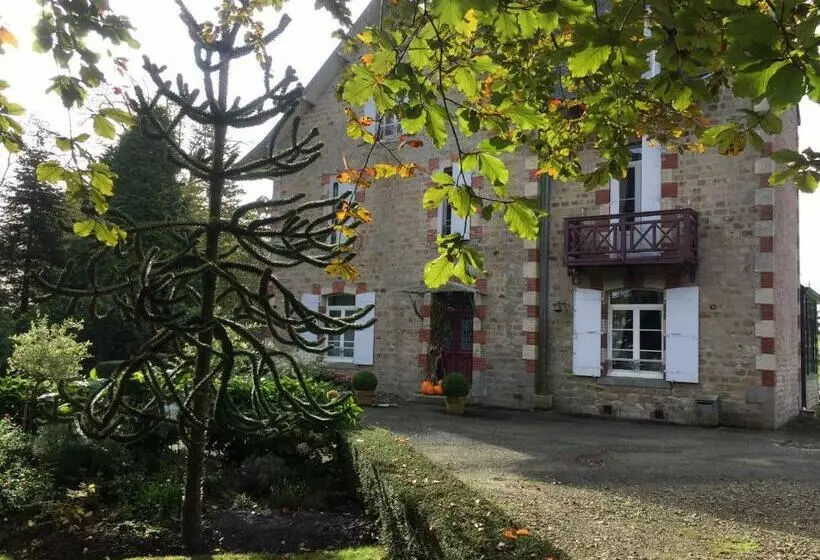 Aamiaismajoitus (B&B) Villa Chanteraine