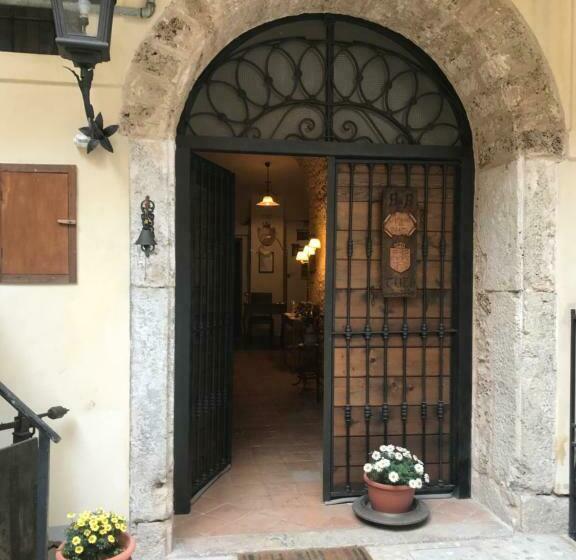 Le Prigioni Del Palazzo B&b