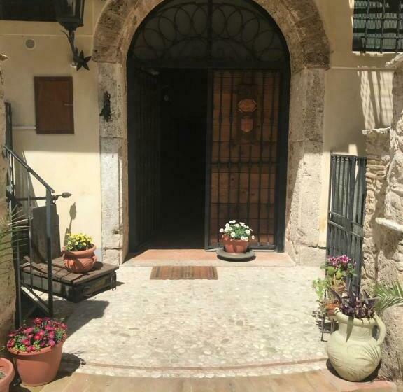 Le Prigioni Del Palazzo B&b