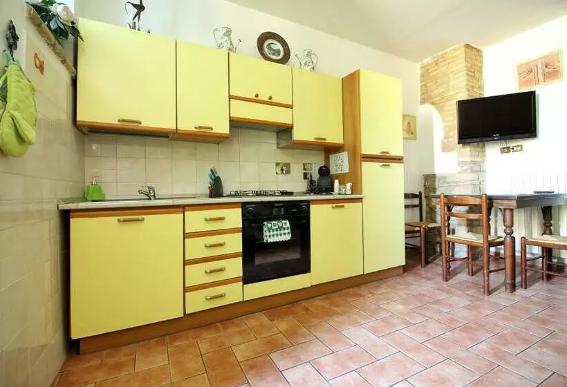 پانسیون Monolocale L Anfiteatro Romano