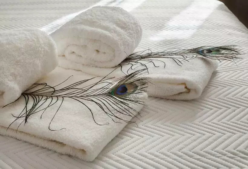 Pension Peacock House