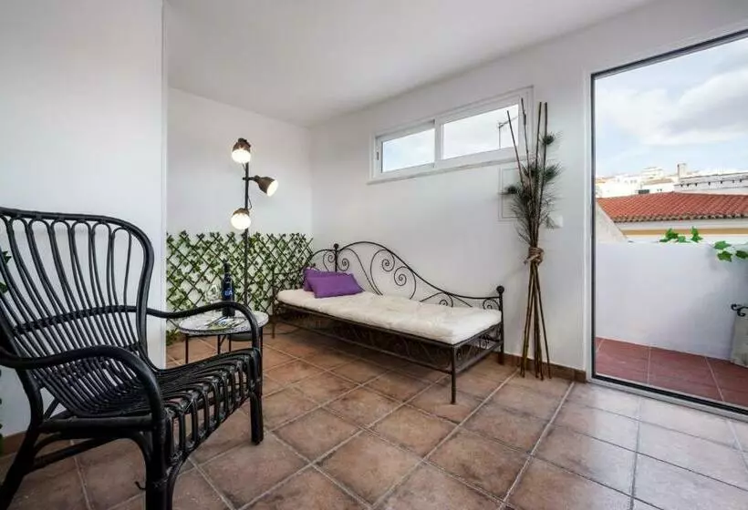 Pension Peacock House