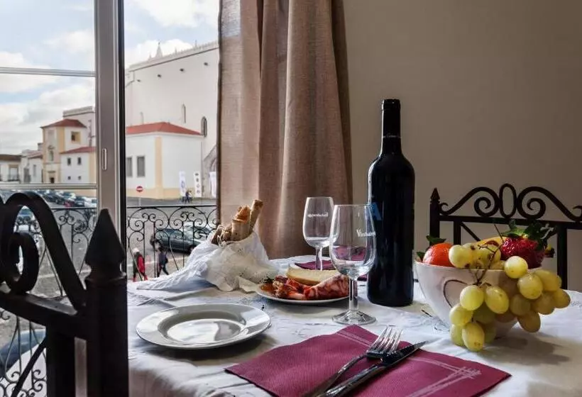 Pension Peacock House