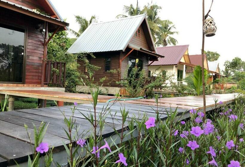 Resort Baan Thung Home Stay