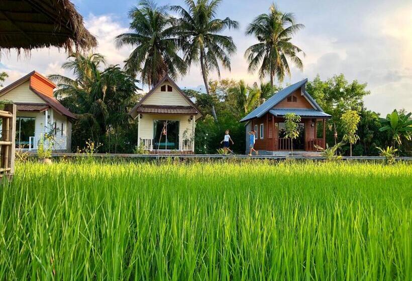 Resort Baan Thung Home Stay