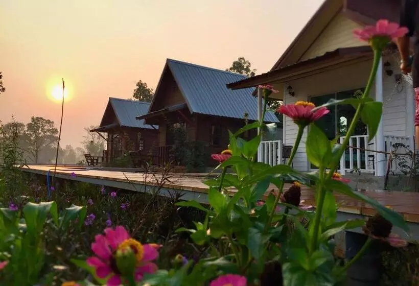 Lomakeskus Baan Thung Home Stay