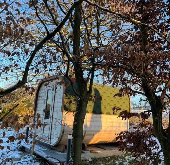 تختخواب و صبحانه Un Matin Au Jardin