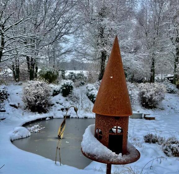 تختخواب و صبحانه Un Matin Au Jardin