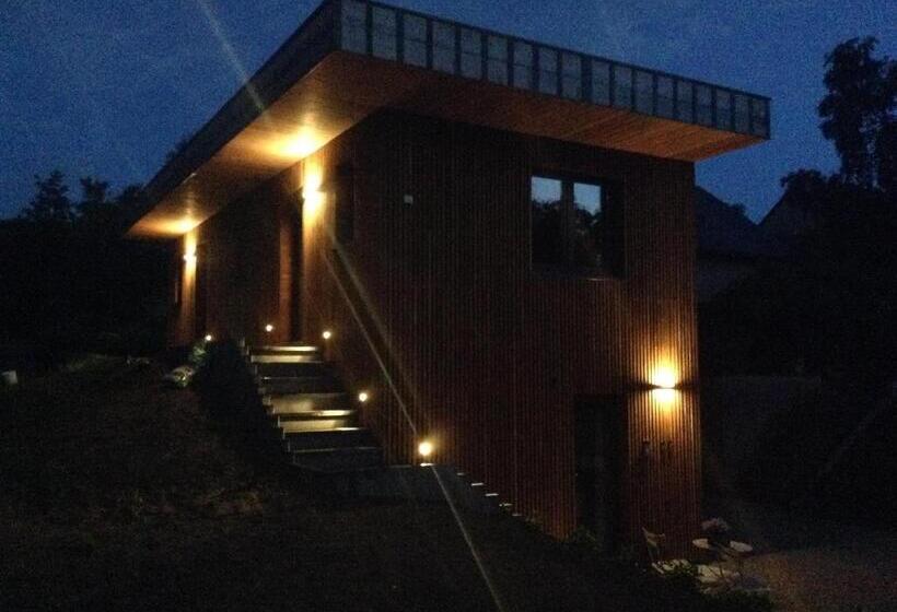 تختخواب و صبحانه Un Matin Au Jardin