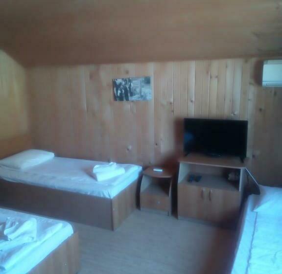 Пансион Vila Corsarul