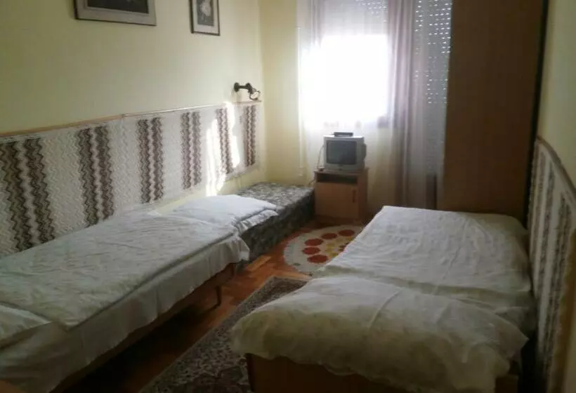 ペンション Tündérkert Apartmanok