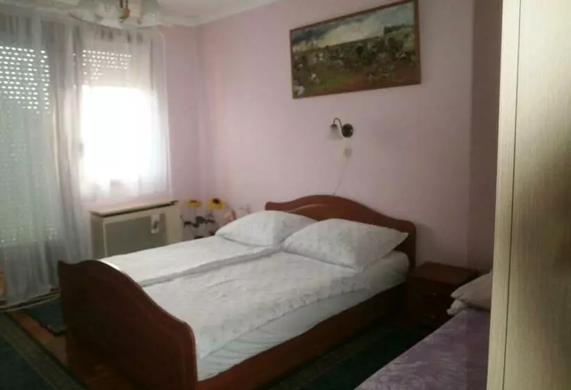 ペンション Tündérkert Apartmanok