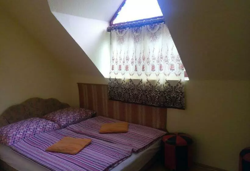 ペンション Tündérkert Apartmanok