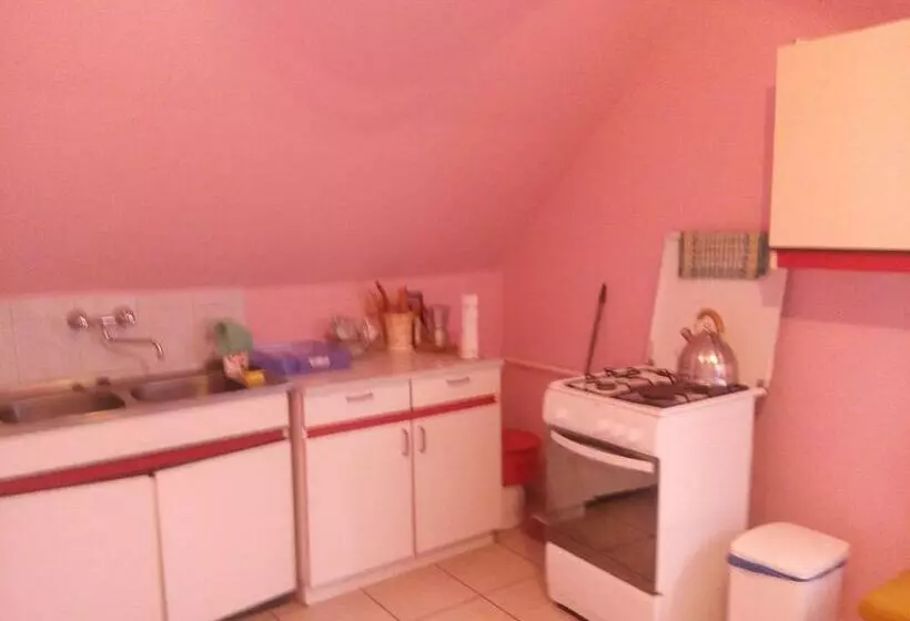ペンション Tündérkert Apartmanok