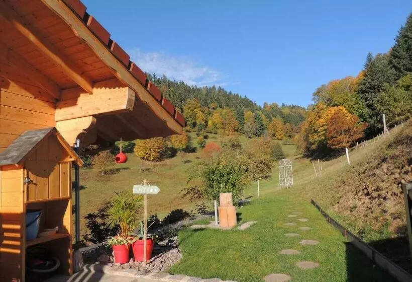 Aamiaismajoitus (B&B) Au Bout Du Chemin