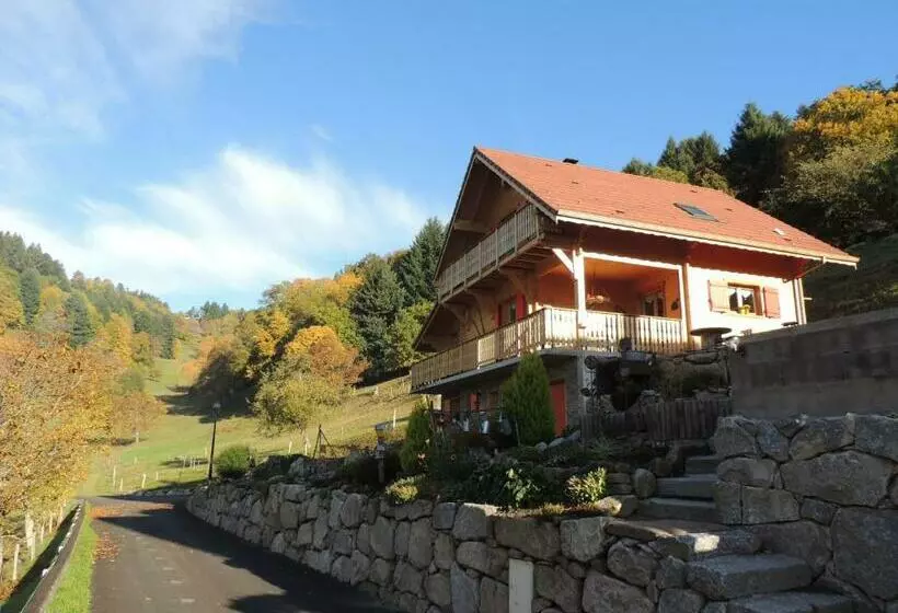 Aamiaismajoitus (B&B) Au Bout Du Chemin