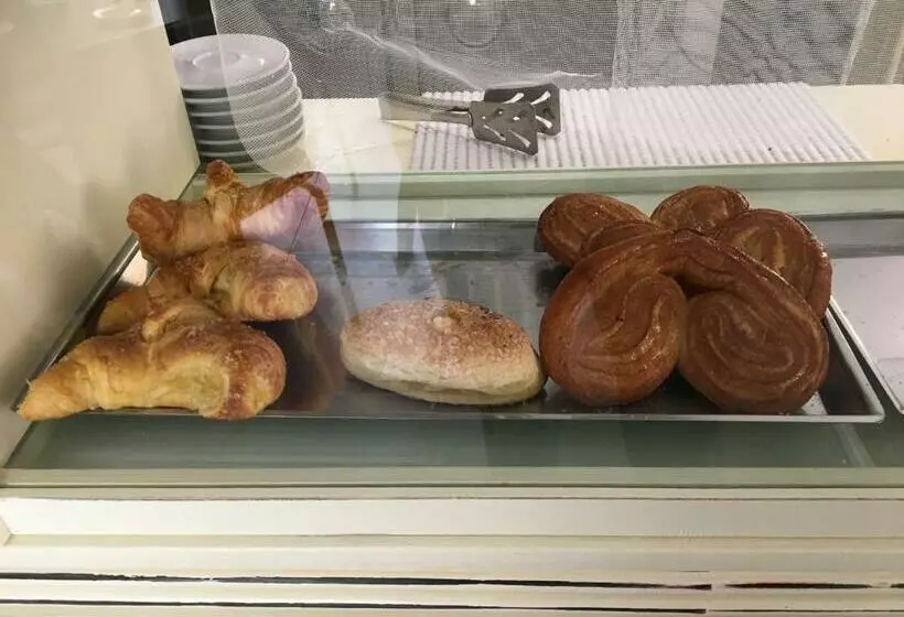 ベッドアンドブレックファースト Bassa Prua