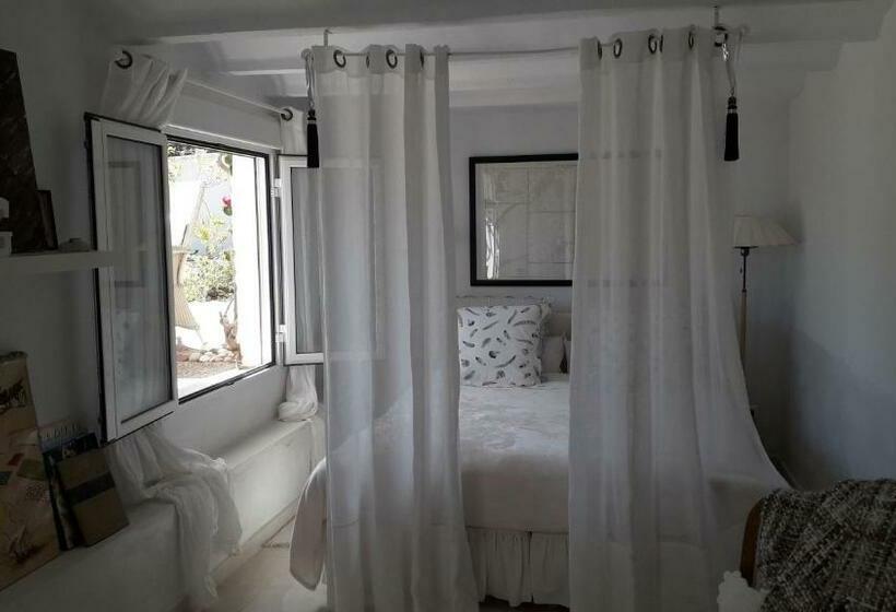 مبيت وإفطار Casa Blanca