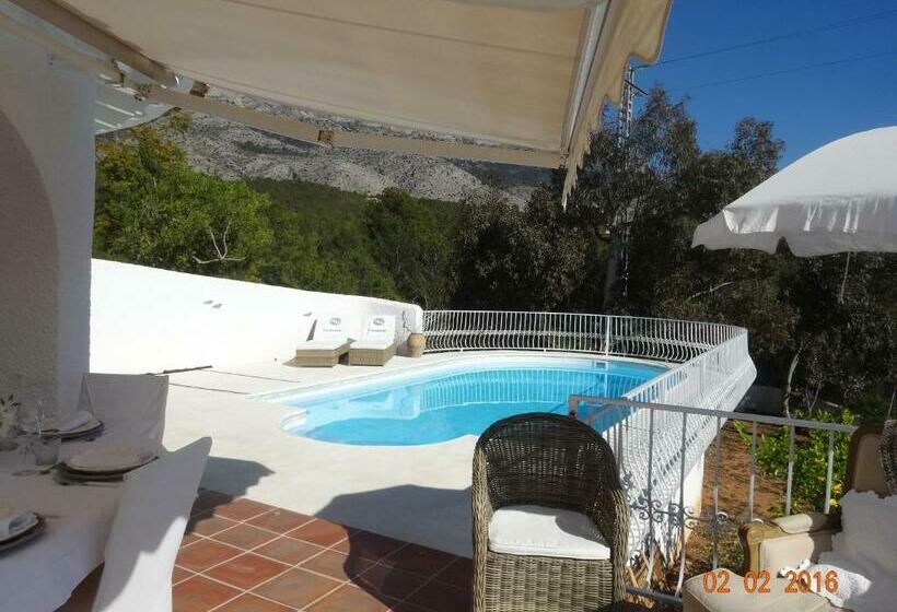 مبيت وإفطار Casa Blanca