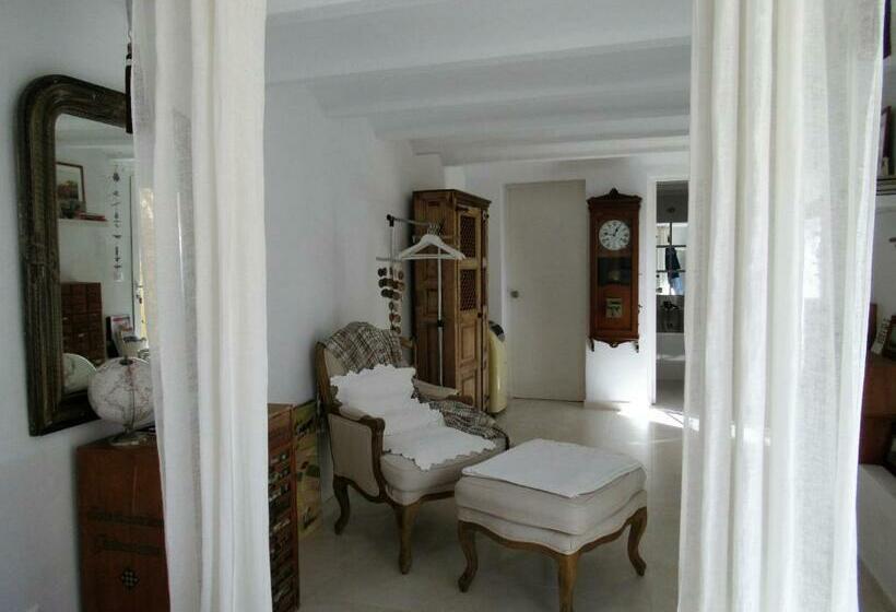 مبيت وإفطار Casa Blanca