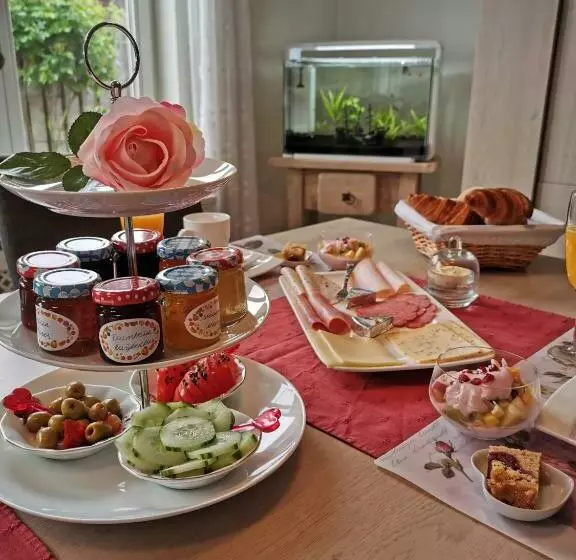 Aamiaismajoitus (B&B) La Rose