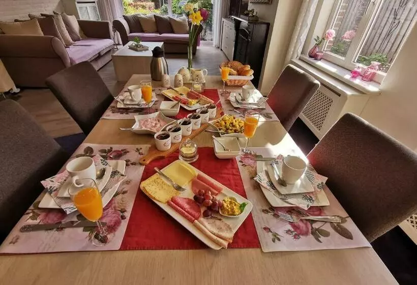 Aamiaismajoitus (B&B) La Rose