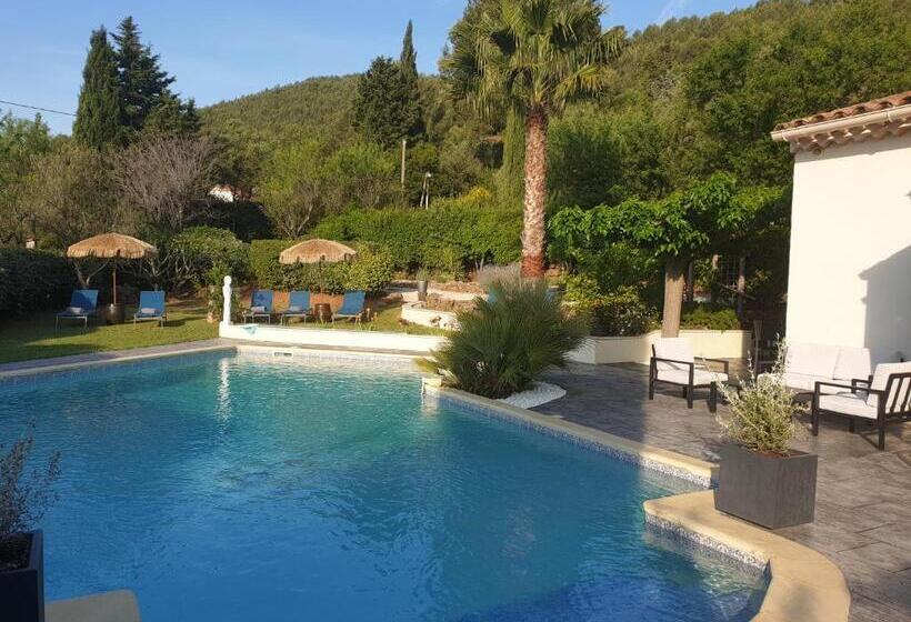 مبيت وإفطار La Villa D Olivène