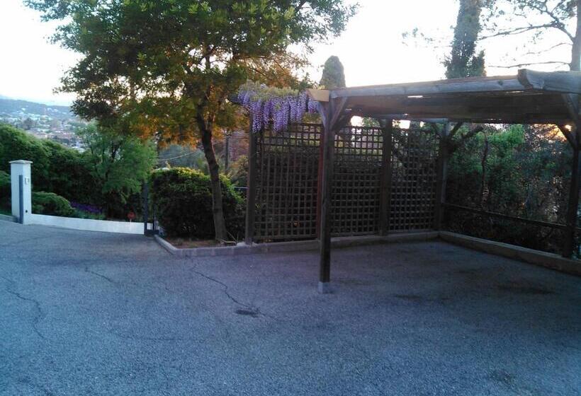 مبيت وإفطار La Villa D Olivène