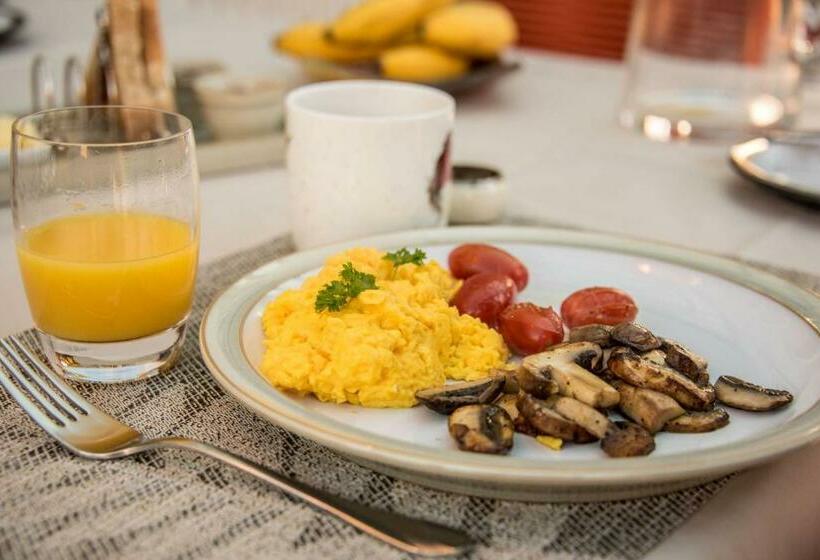 Bed and Breakfast St Leonards Farmhouse