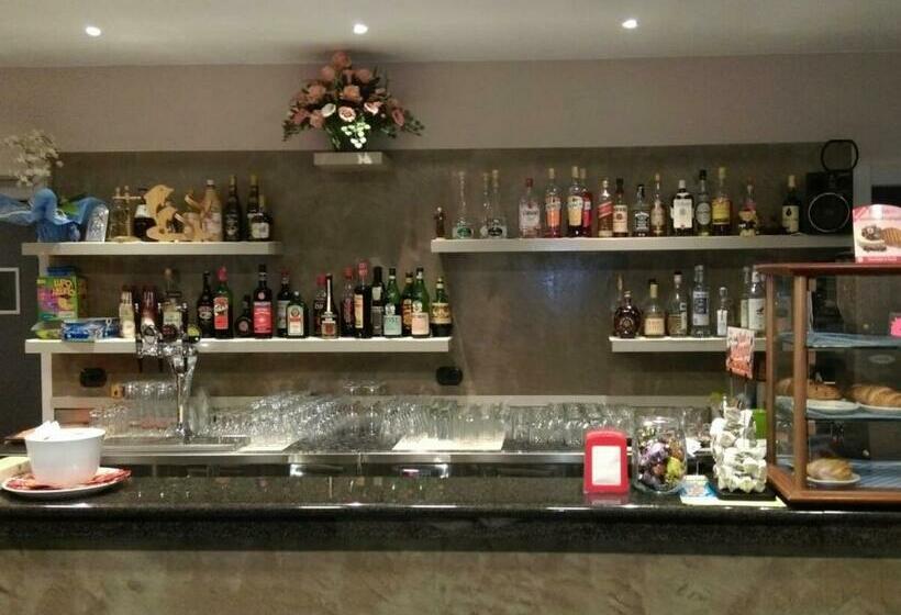 פנסיון Roby Bar Affittacamere