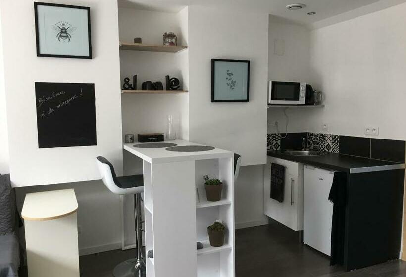 مبيت وإفطار Charles