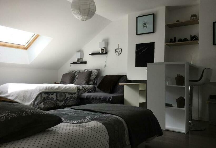 مبيت وإفطار Charles