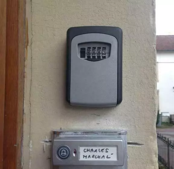 Aamiaismajoitus (B&B) Charles